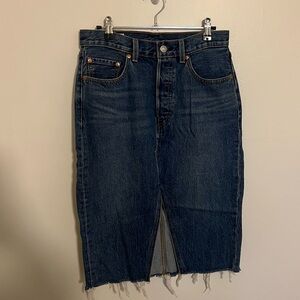 Levi’s Premium Midi Denim Skirt - 28